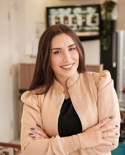Dra. Patrícia Garcez Zanotto