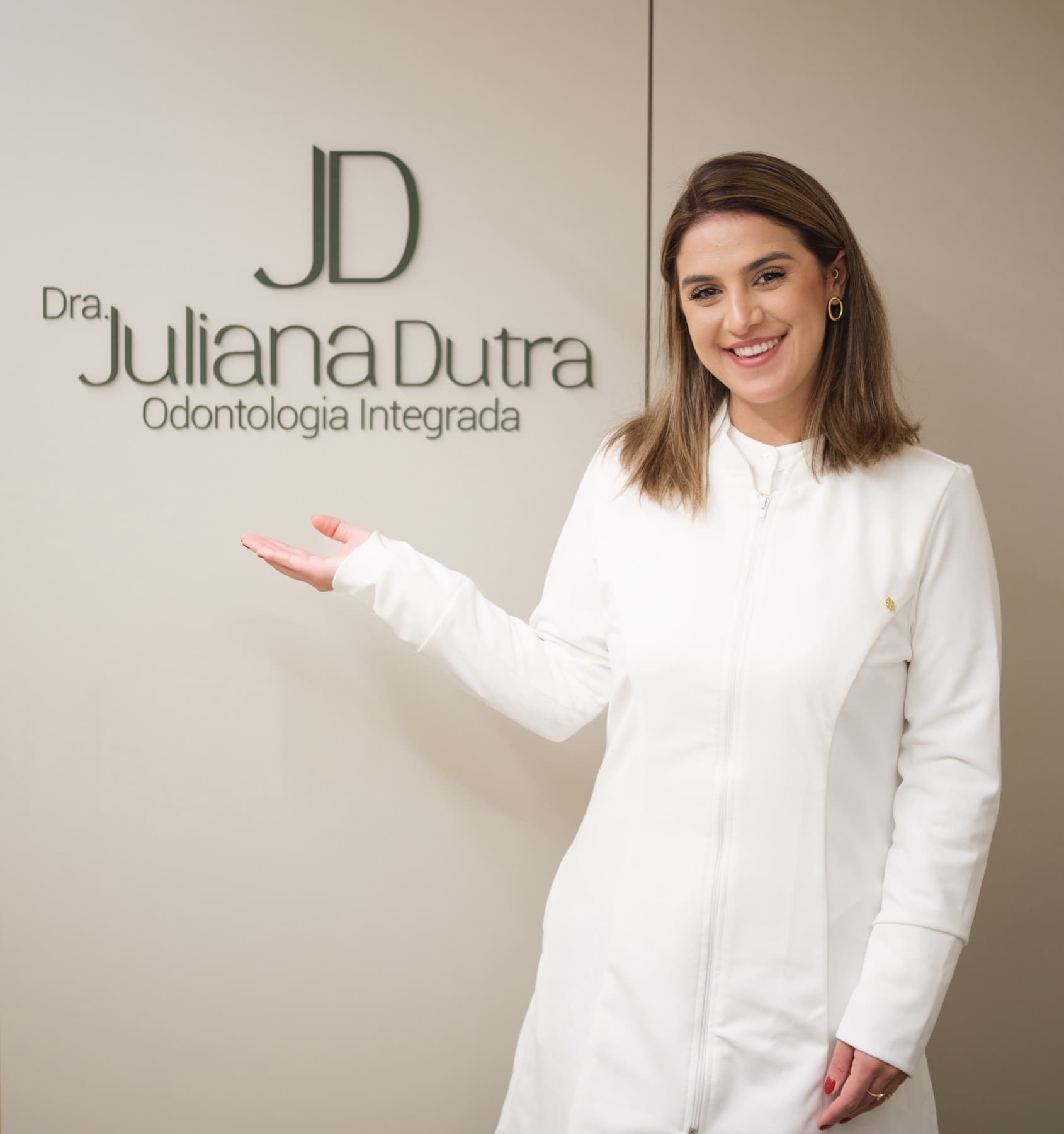 Dra. Juliana Dutra — Odontologia Integrada em Florianópolis